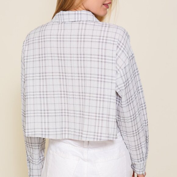 LUMIERE Grey Plaid Cropped Button-Up Shirt | Lightweight Casual Top - Picture 2 of 5
